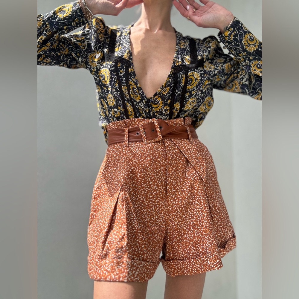 JONATHAN SIMKHAI Lilian Linen Blend Shorts